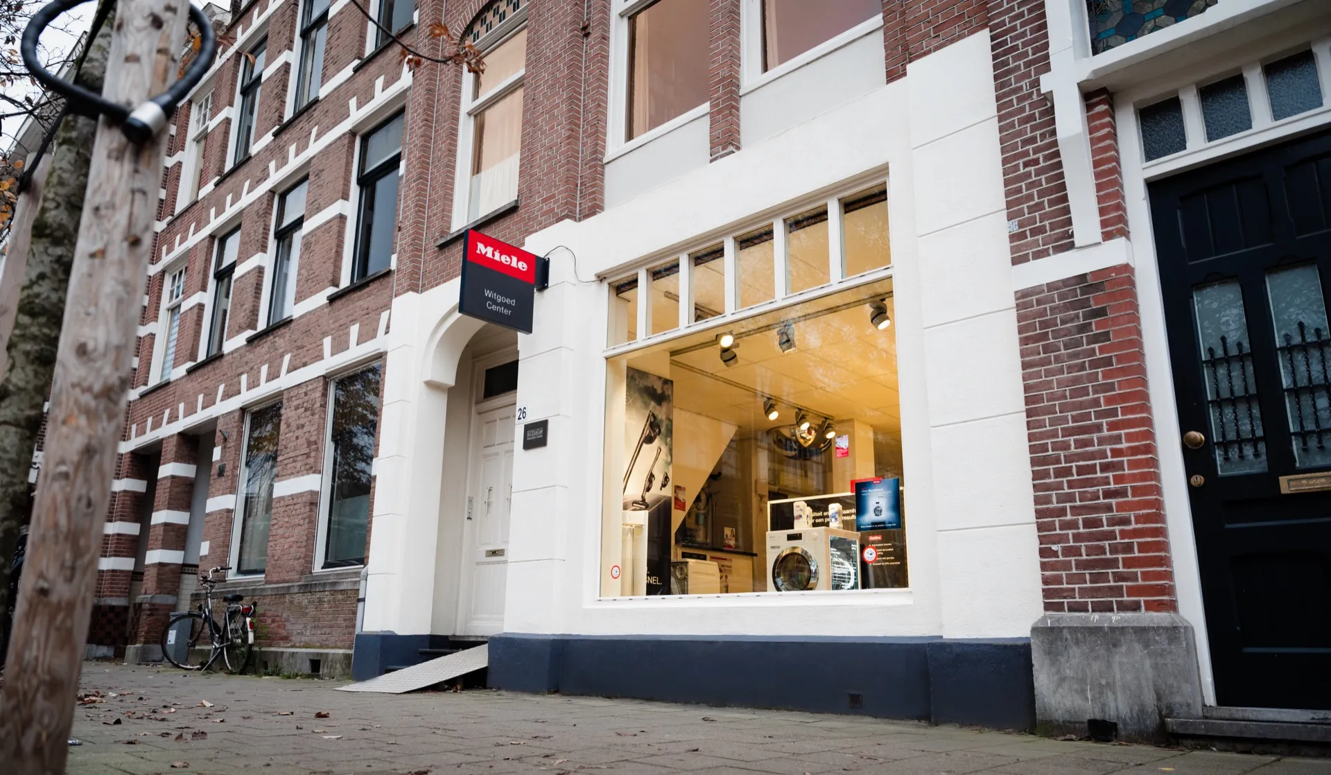 Het team van experts bij Miele witgoedcenter Amsterdam
